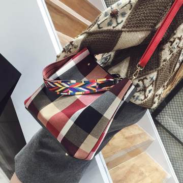 鑫晶D863 春季潮流與實(shí)用主義的完美融合